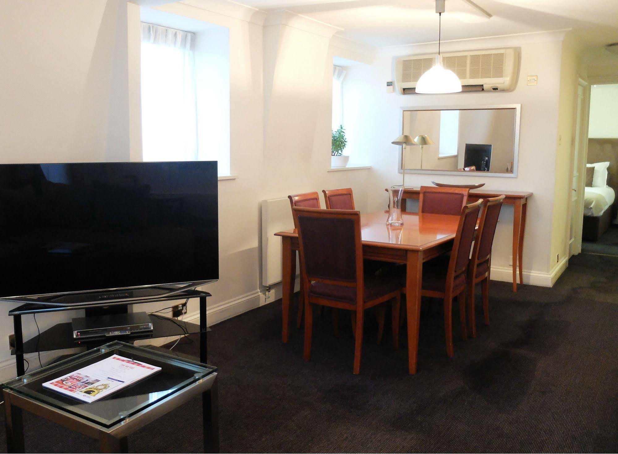 15 Basil Street Knightsbridge, Luxury Serviced Apartments London Bagian luar foto