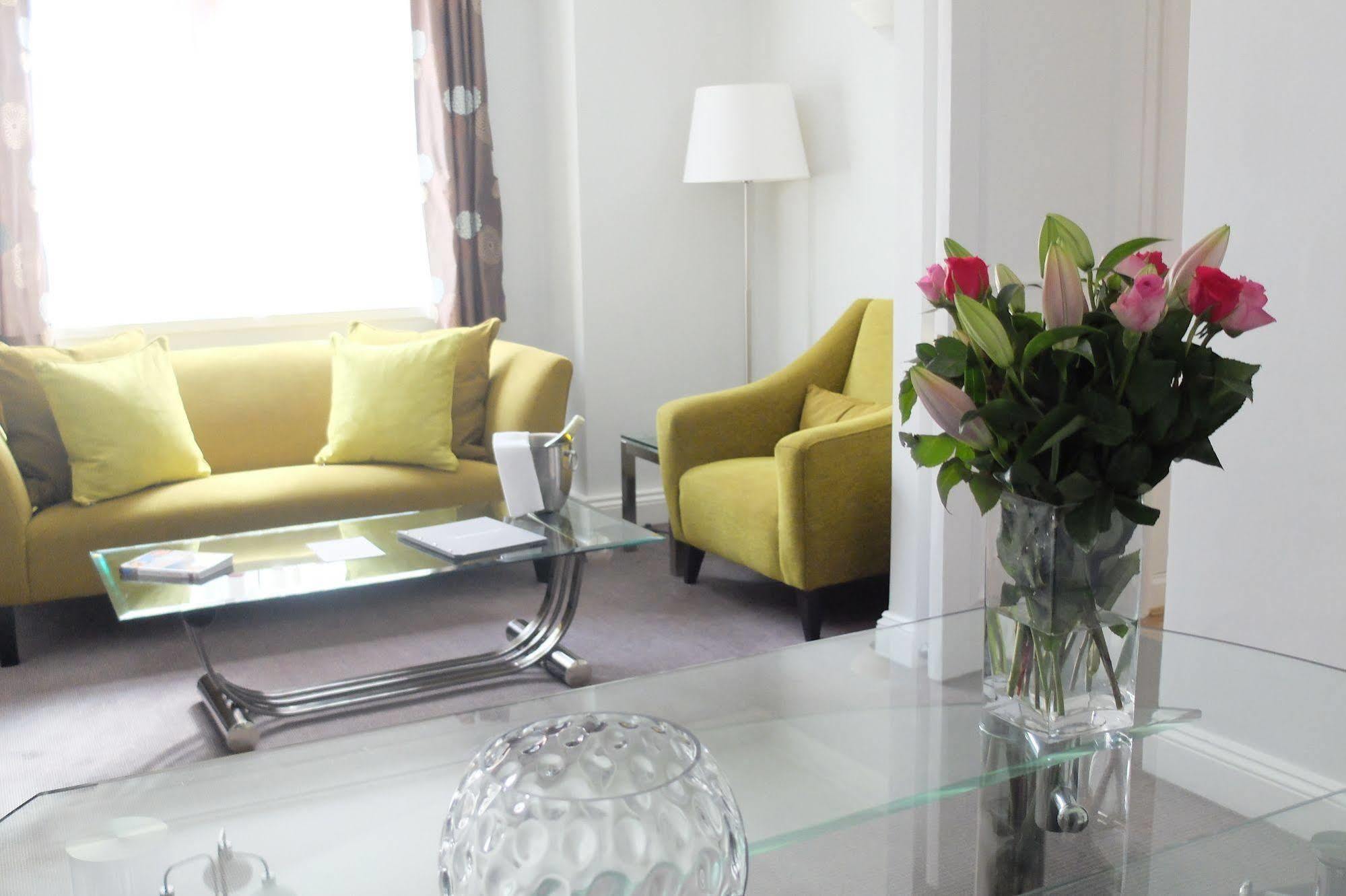 15 Basil Street Knightsbridge, Luxury Serviced Apartments London Bagian luar foto