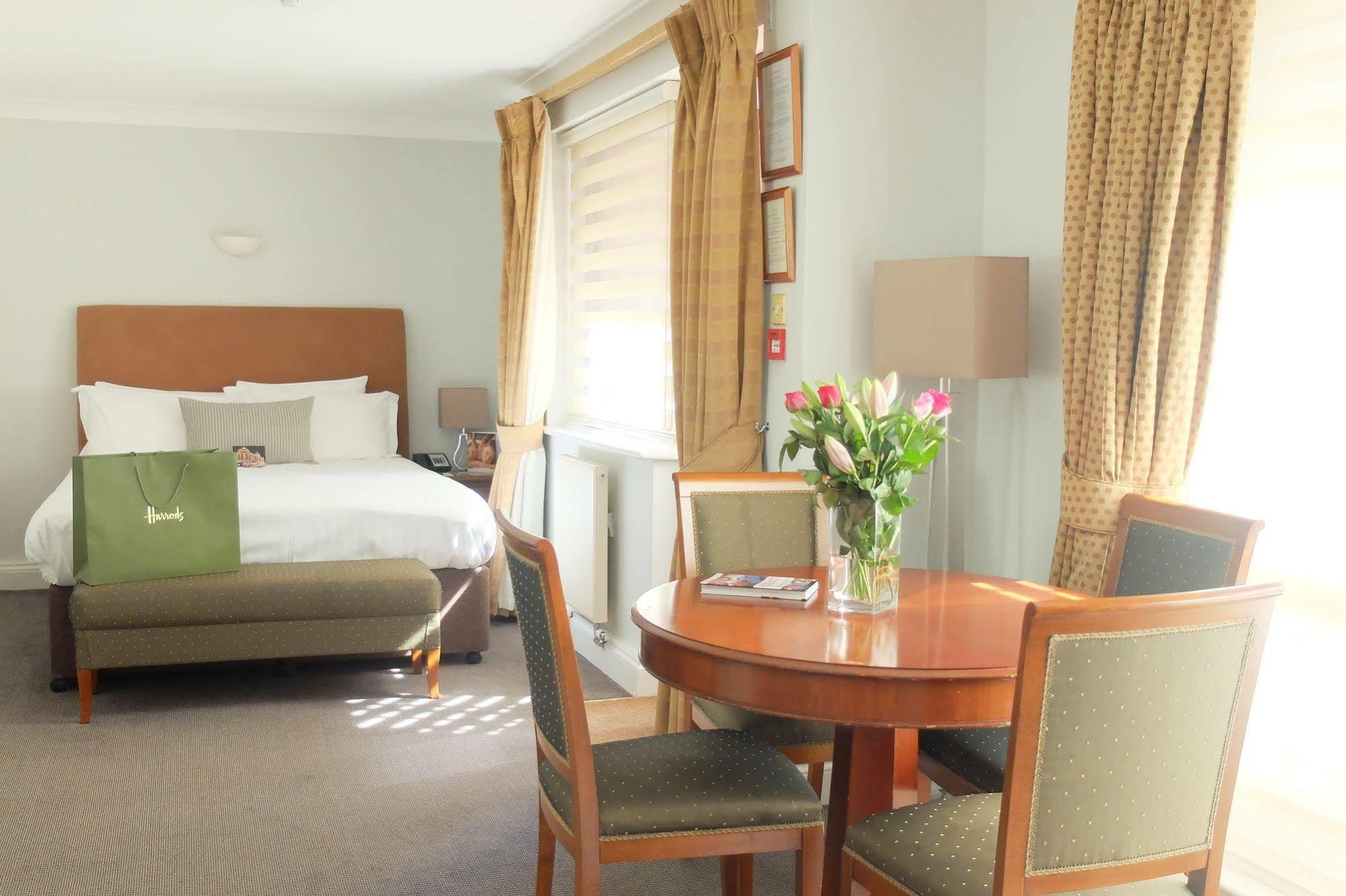15 Basil Street Knightsbridge, Luxury Serviced Apartments London Bagian luar foto