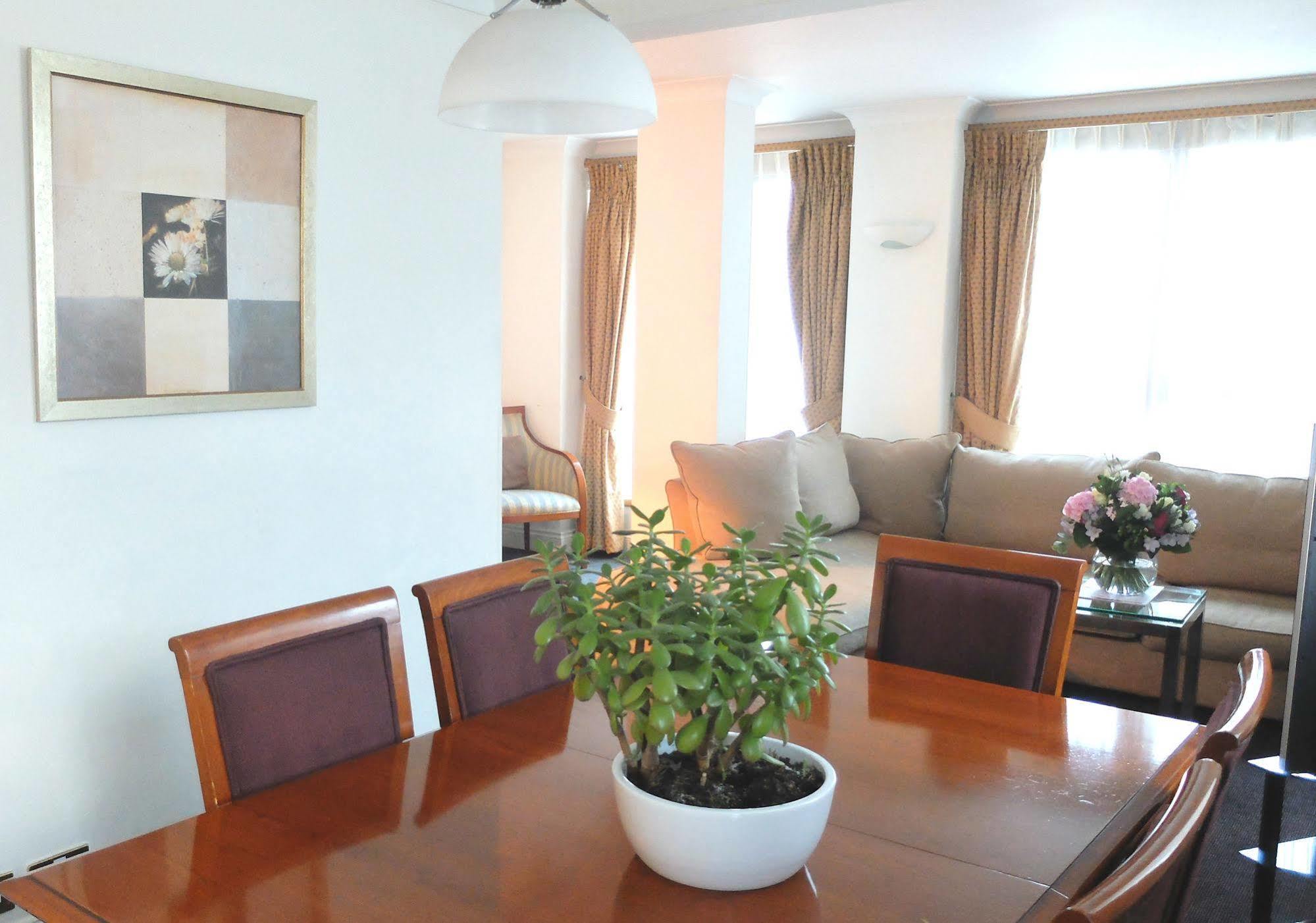 15 Basil Street Knightsbridge, Luxury Serviced Apartments London Bagian luar foto